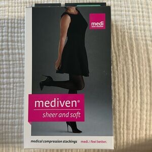 MEDIVEN MEDICAL COMPRESSION STOCKINGS 20-30
